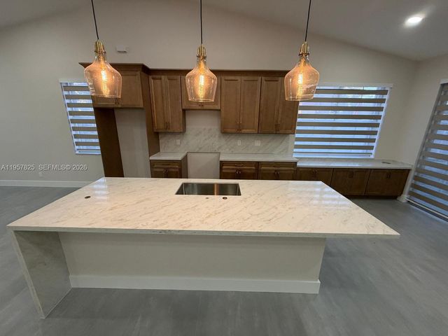 755 Falling Water Rd, Weston, FL 33326