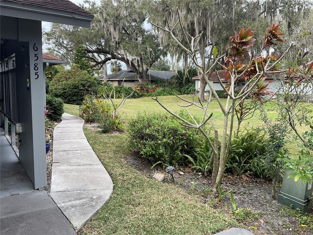 6585 TRAIL RIDGE DRIVE 6585, Lakeland, FL 33813