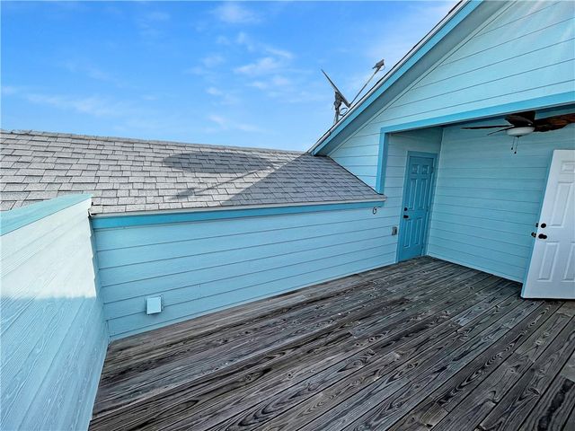 150 West Palm Beach Road, Port Aransas, TX 78373