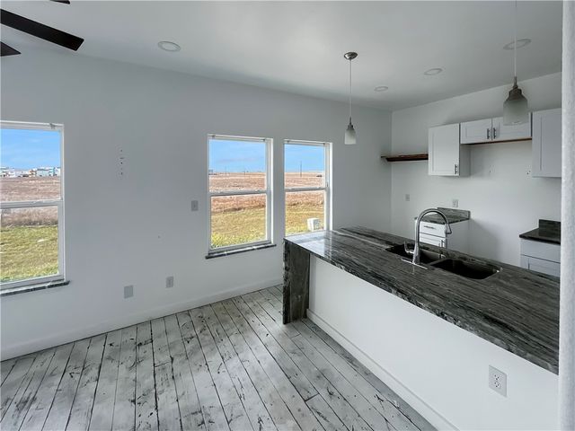 150 West Palm Beach Road, Port Aransas, TX 78373