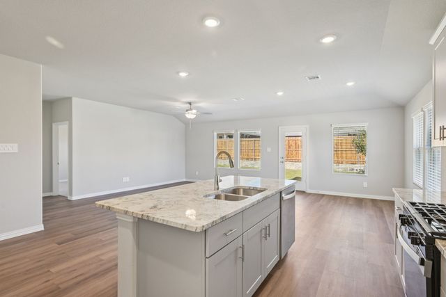 1941 Furlong Drive, Seagoville, TX 75159