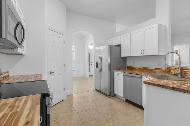 94 KALAMAZOO TRAIL, Palm Coast, FL 32164
