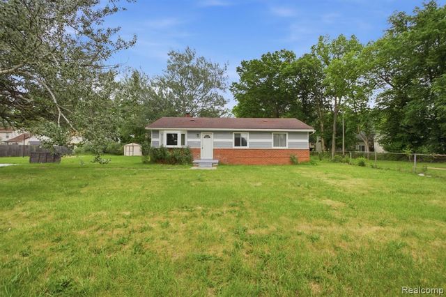 6291 Edmund Street, Romulus, MI 48174