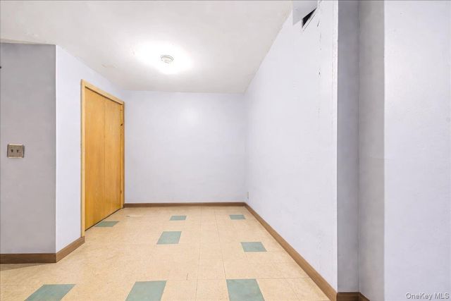 208 Woodworth Avenue A, Yonkers, NY 10701