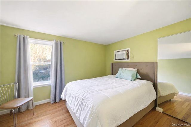 208 Woodworth Avenue A, Yonkers, NY 10701