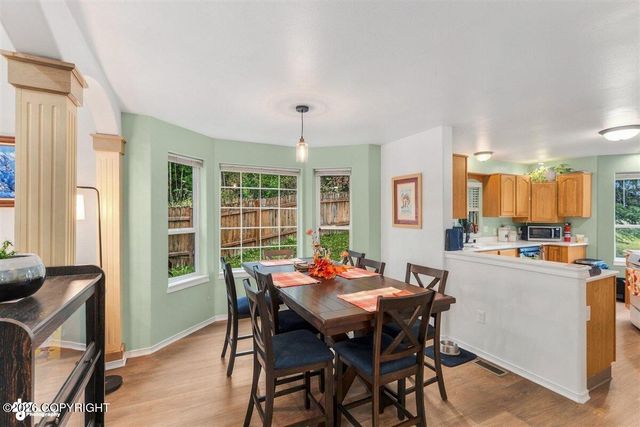 10127 Crest View Lane, Eagle River, AK 99577