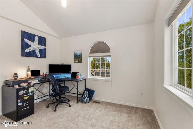 10127 Crest View Lane, Eagle River, AK 99577