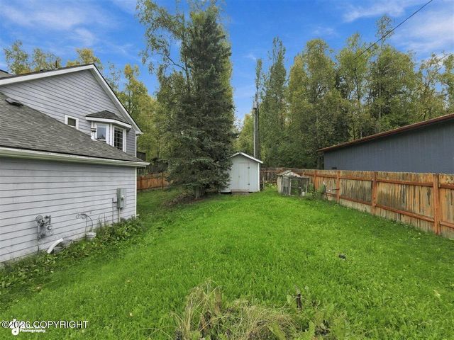 10127 Crest View Lane, Eagle River, AK 99577