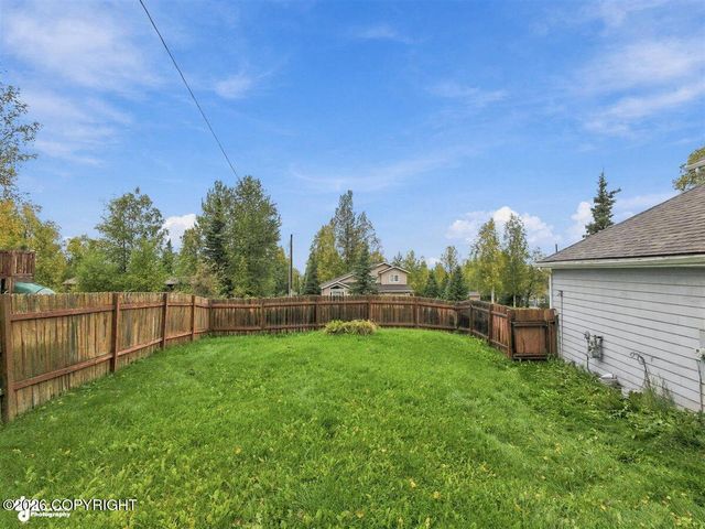 10127 Crest View Lane, Eagle River, AK 99577