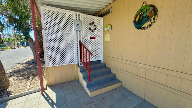 51555 Monroe Street 94, Indio, CA 92201