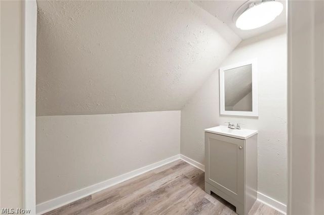 2016 W 85th Street, Cleveland, OH 44102