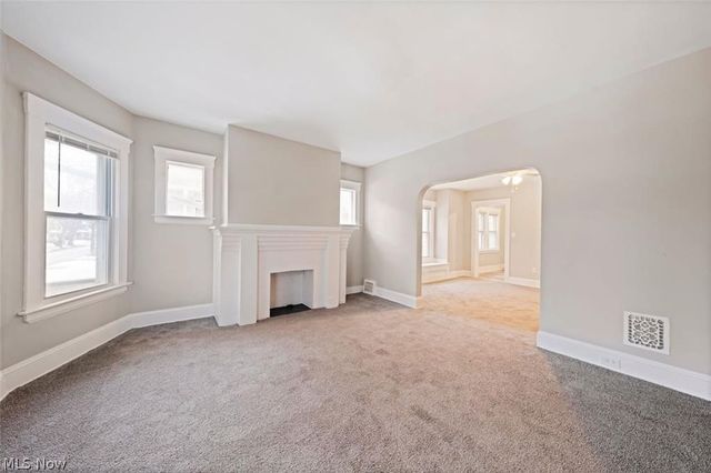 2016 W 85th Street, Cleveland, OH 44102