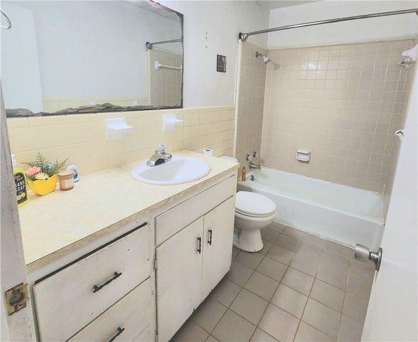 315 Elizabeth Ave, Kingsville, TX 78363