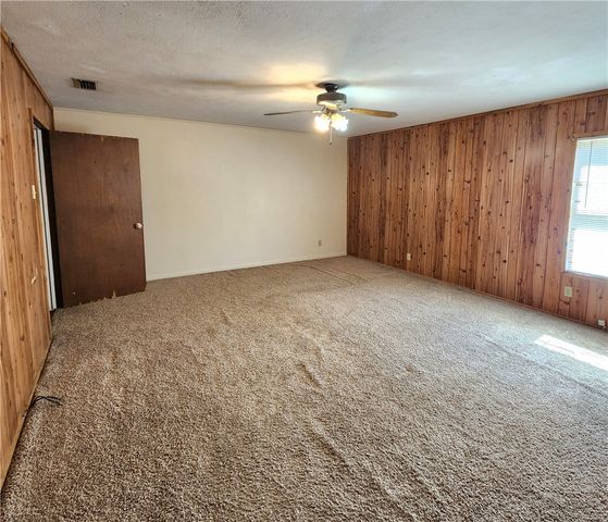 315 Elizabeth Ave, Kingsville, TX 78363