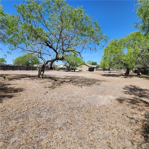 315 Elizabeth Ave, Kingsville, TX 78363