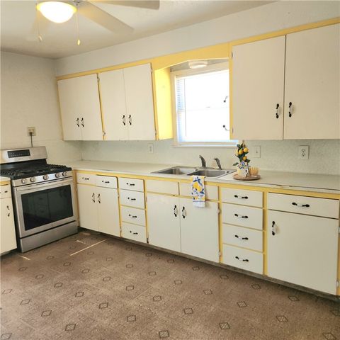 315 Elizabeth Ave, Kingsville, TX 78363