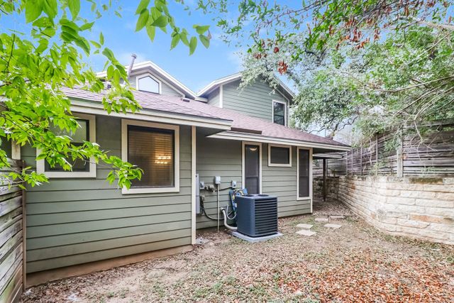 1212 Woodland Ave A, Austin, TX 78704