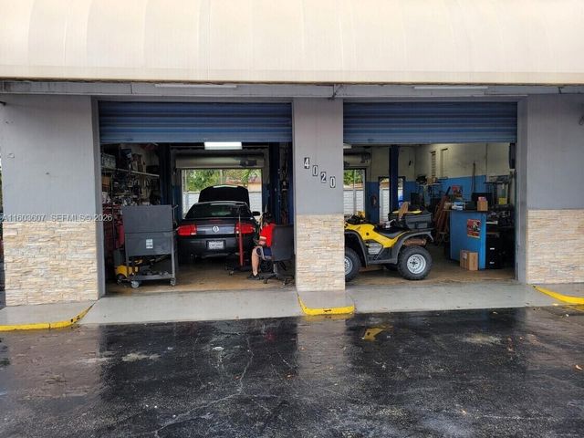 4010 E 8th Avenue, Hialeah, FL 33013