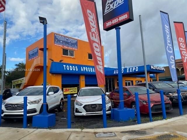 4010 E 8th Avenue, Hialeah, FL 33013