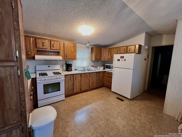 139 Quail Ridge, Kyle, TX 78640