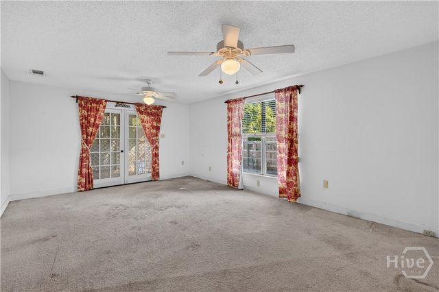 1 Lansing Avenue, Savannah, GA 31406