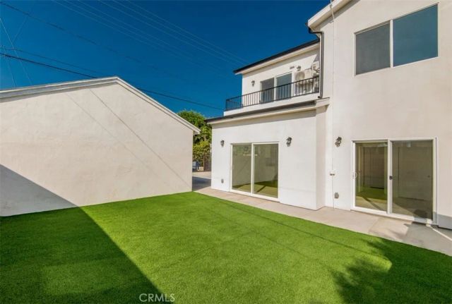 16433 Gledhill Street, North Hills, CA 91343