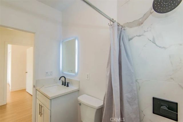 16433 Gledhill Street, North Hills, CA 91343