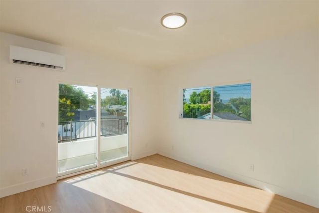 16433 Gledhill Street, North Hills, CA 91343