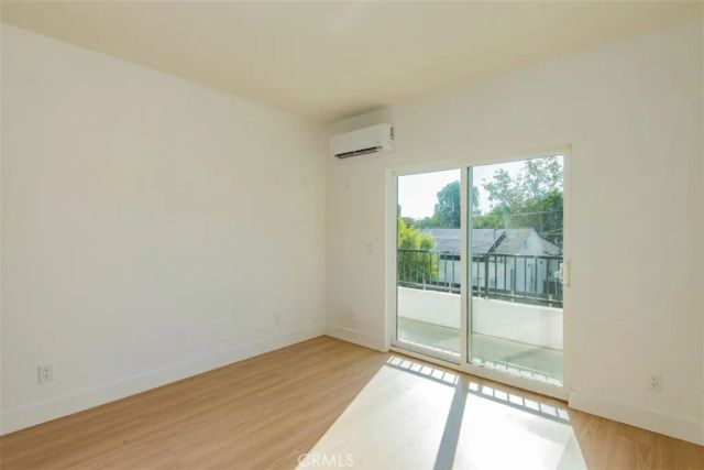 16433 Gledhill Street, North Hills, CA 91343