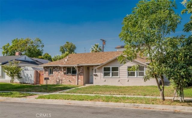 16433 Gledhill Street, North Hills, CA 91343