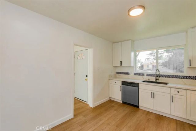 16433 Gledhill Street, North Hills, CA 91343