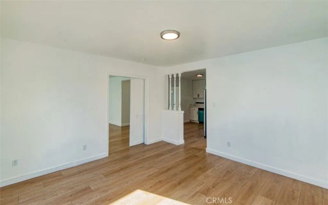 16433 Gledhill Street, North Hills, CA 91343