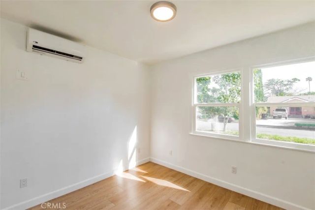 16433 Gledhill Street, North Hills, CA 91343