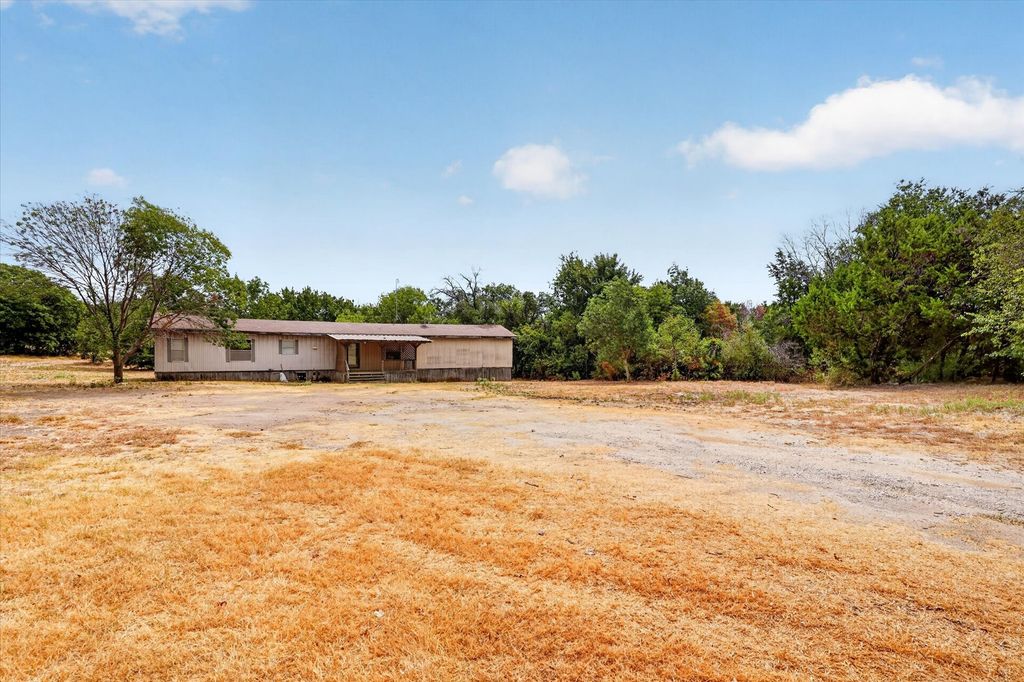 460 Valley View Drive, Azle, TX 76020 — photo 3