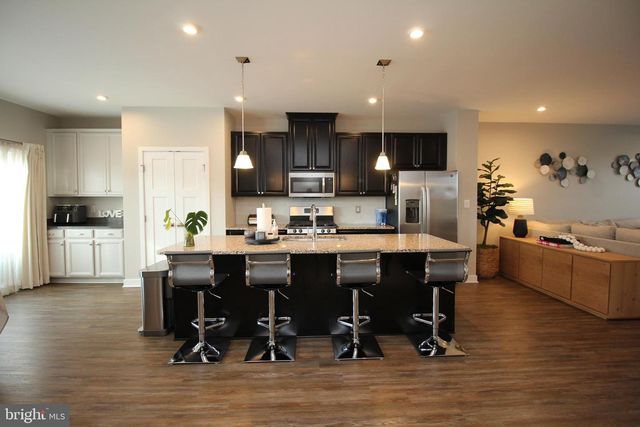 103 FREEDOM WAY, Sicklerville, NJ 08081