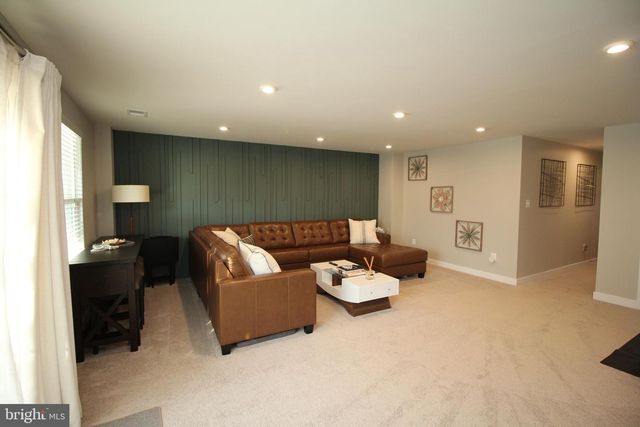 103 FREEDOM WAY, Sicklerville, NJ 08081