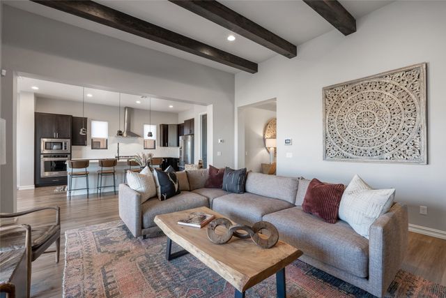 1 Trasera Court, Santa Fe, NM 87506