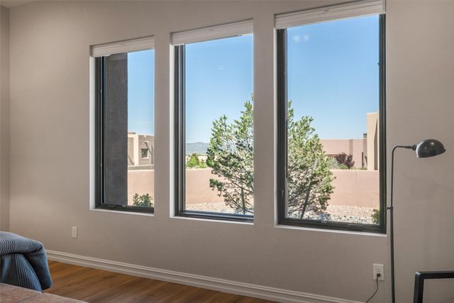 1 Trasera Court, Santa Fe, NM 87506