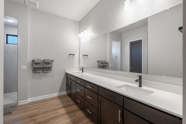 1 Trasera Court, Santa Fe, NM 87506