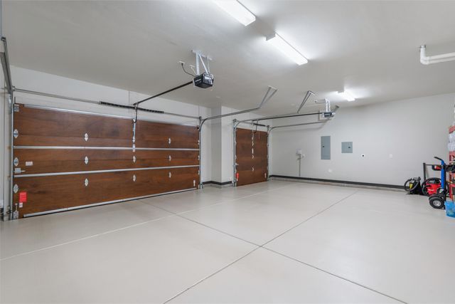 1 Trasera Court, Santa Fe, NM 87506