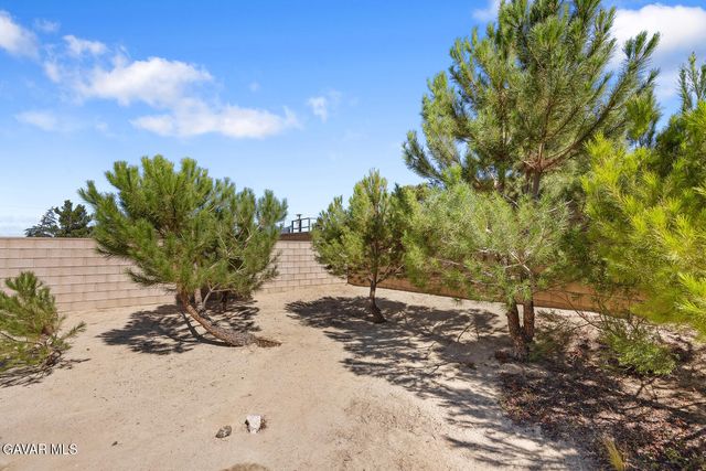 38742 Panther Drive, Palmdale, CA 93551