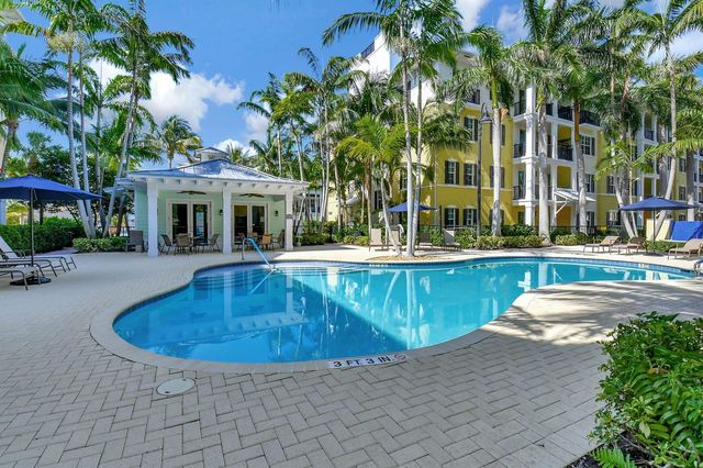 3130 W LATITUDE Circle 302, Delray Beach, FL 33483