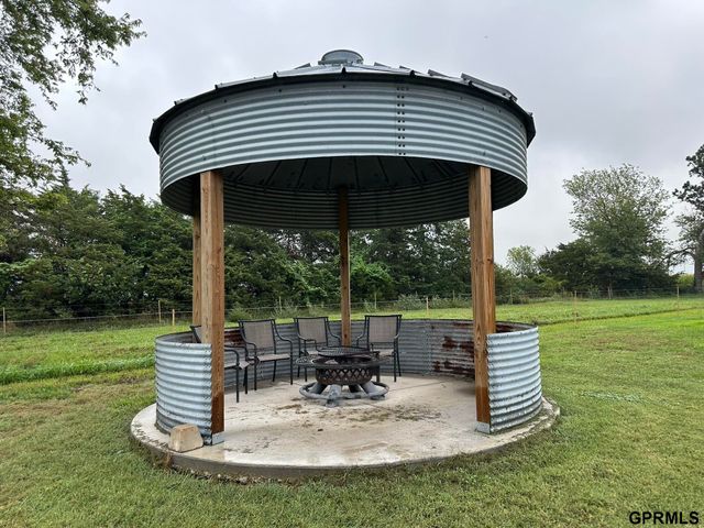 1042 County Road 1900 Road, Crete, NE 68333