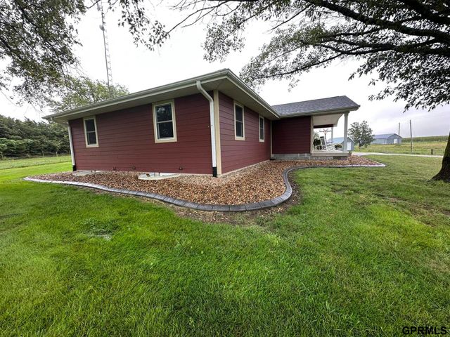 1042 County Road 1900 Road, Crete, NE 68333