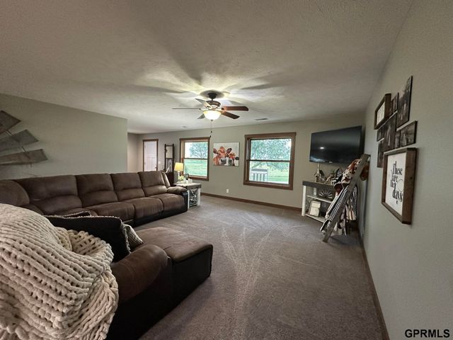 1042 County Road 1900 Road, Crete, NE 68333