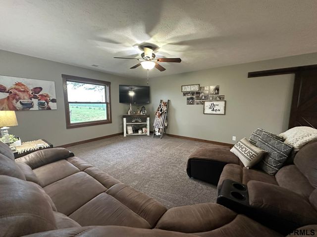 1042 County Road 1900 Road, Crete, NE 68333