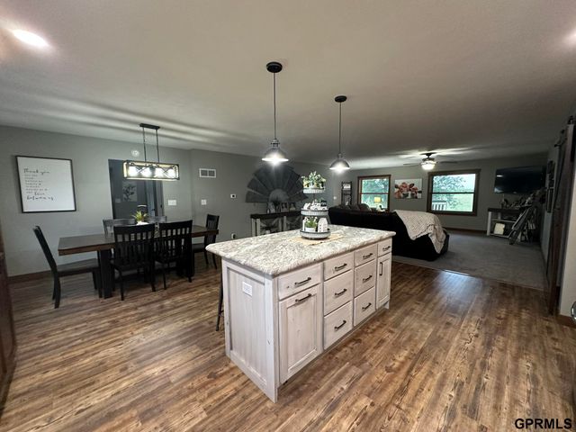 1042 County Road 1900 Road, Crete, NE 68333