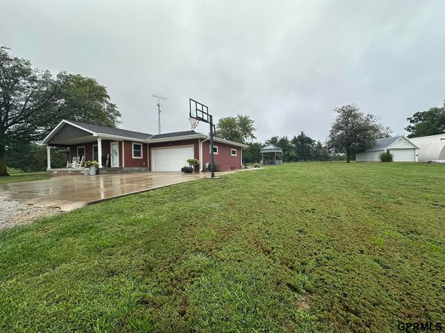 1042 County Road 1900 Road, Crete, NE 68333