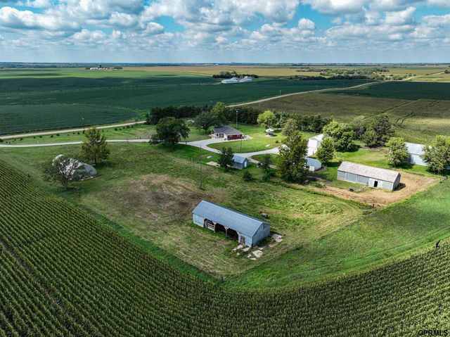 1042 County Road 1900 Road, Crete, NE 68333