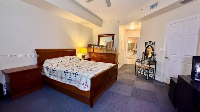 3001 NE 185th St 112, Aventura, FL 33180